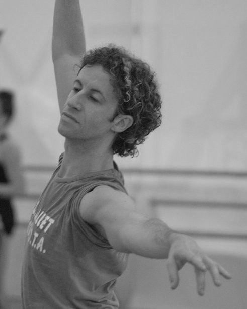 MATTEO CORBETTA | sbarra a terra, musical theatre, coreografia