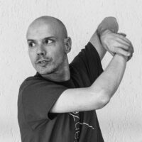 NICOLA BERTELLI | danza contemporanea
